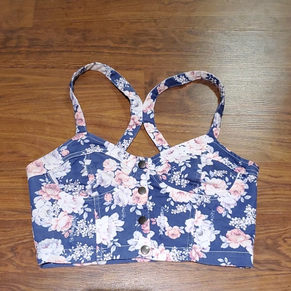 Denim floral crop top - Picture 2 of 3